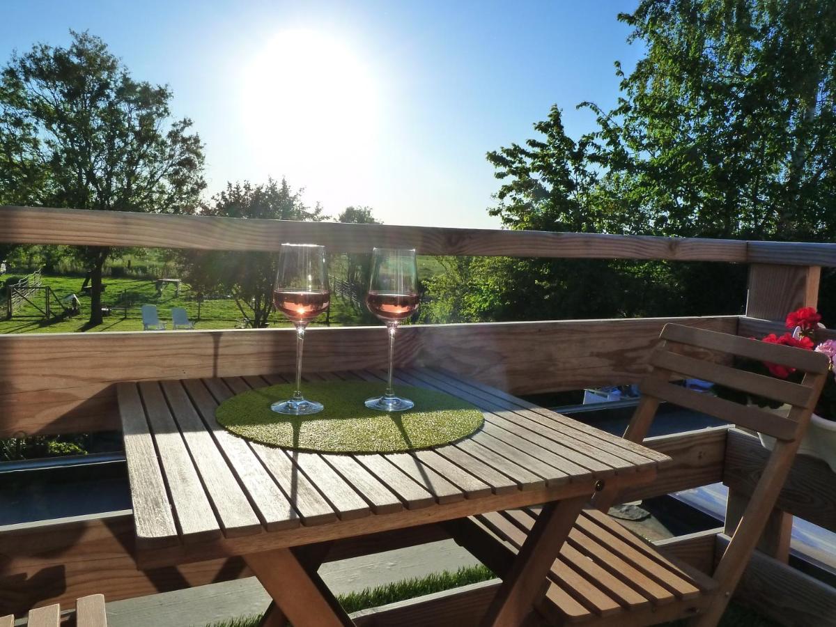 Entre Monts Et Collines B&B Et Spa En Option Εξωτερικό φωτογραφία