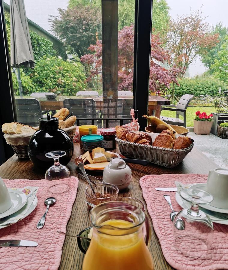 Entre Monts Et Collines B&B Et Spa En Option Εξωτερικό φωτογραφία
