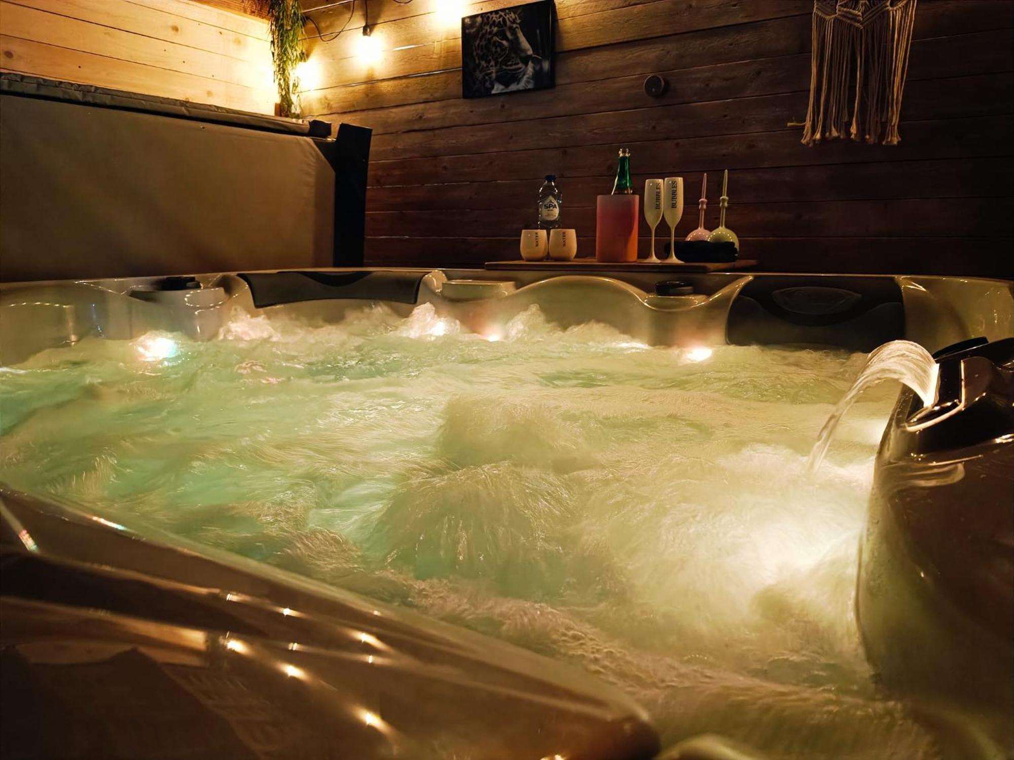 Entre Monts Et Collines B&B Et Spa En Option Εξωτερικό φωτογραφία